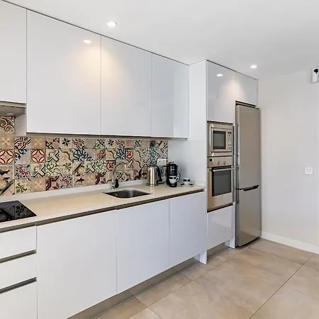 Ayma Naranjos Daire Marbella
